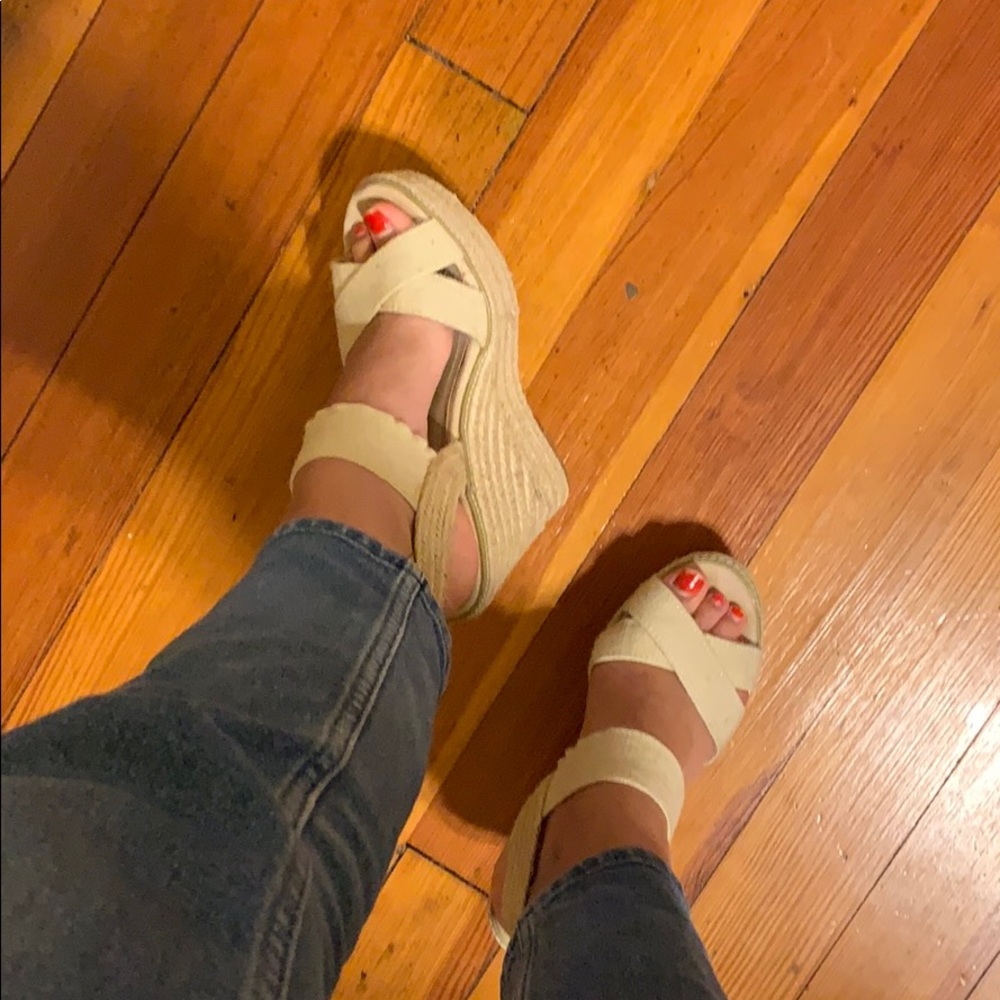 Nude Steve Madden wedges